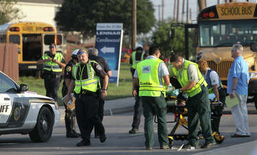 Pair Of School Buses Collide 1 Driver Dies San Antonio Express News