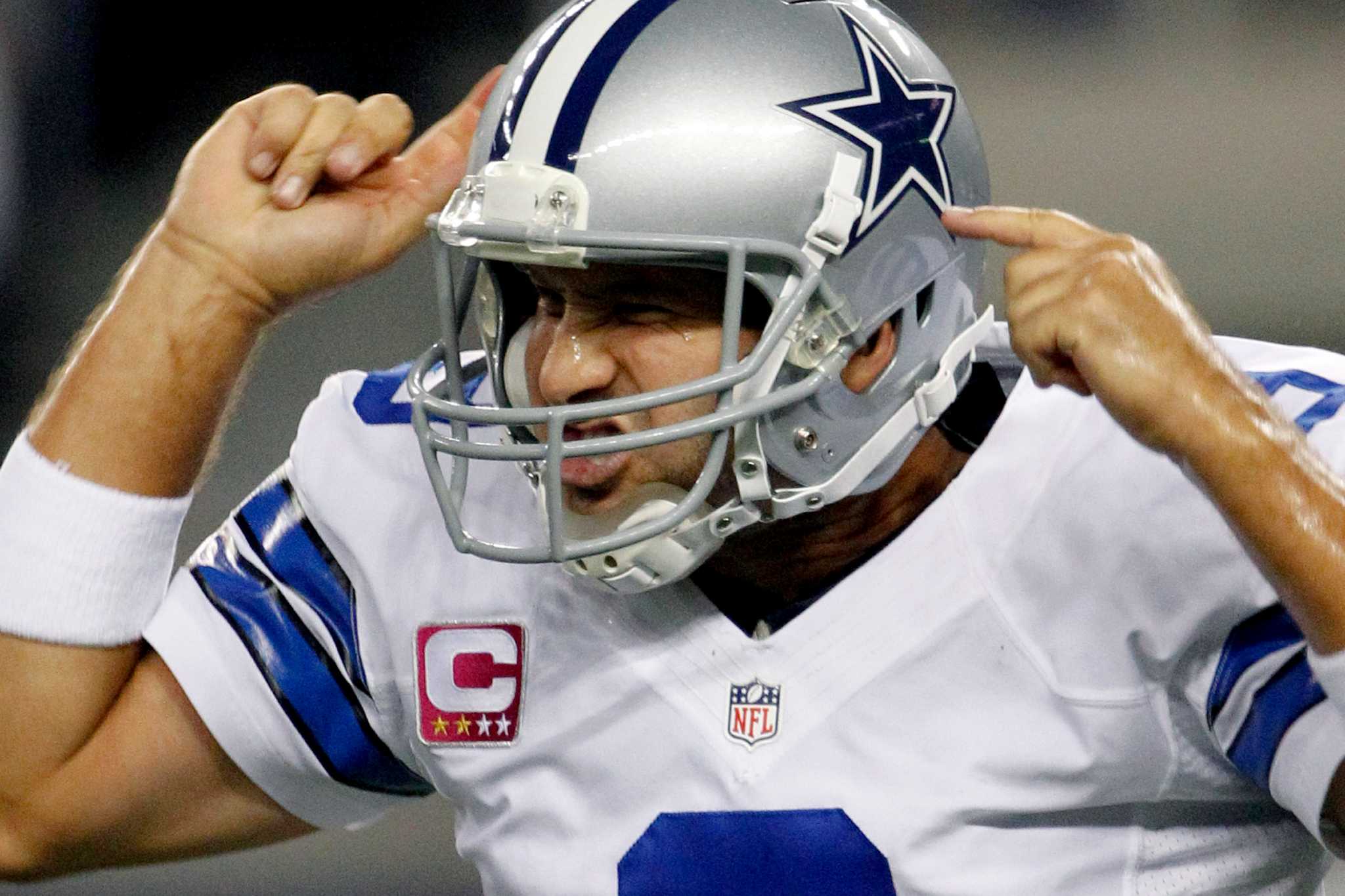 Dallas Cowboys outside linebacker DeMarcus Ware (94) celebrates a good  defensive play in the second half against the Chicago Bears at Cowboys  Stadium in Arlington, Texas, Monday, October 1, 2012. (Photo by