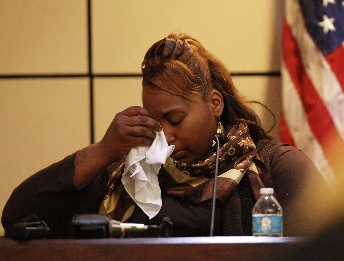 Candice Moten testifies in the capital murder trial of her former boyfriend, James Morrison, before Bexar County District 379th Judge Ron Rangel, Tuesday, Oct. 2, 2012. Morrison is accused of shooting Moten, her sister, Krystal Moten and their mother, Laura Moten at a Northeast side apartment complex in April of 2009. Candice Moten, who was 5-months pregnant at the time of the shooting, was the only survivor.