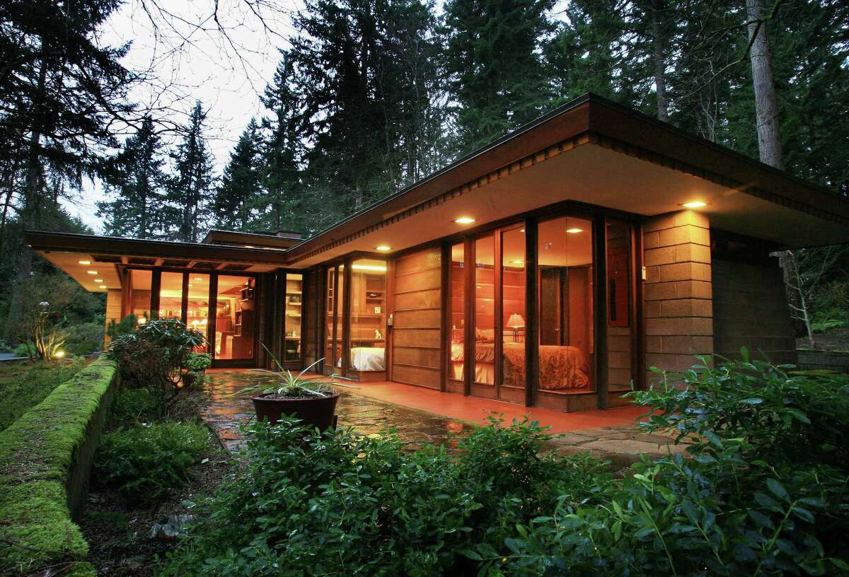 frank-lloyd-wright-usonian-home-for-sale-in-sammamish