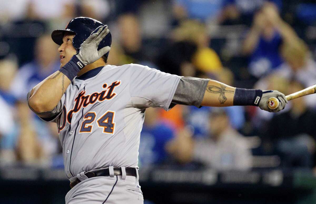 Cabrera wins first Triple Crown in 45 years