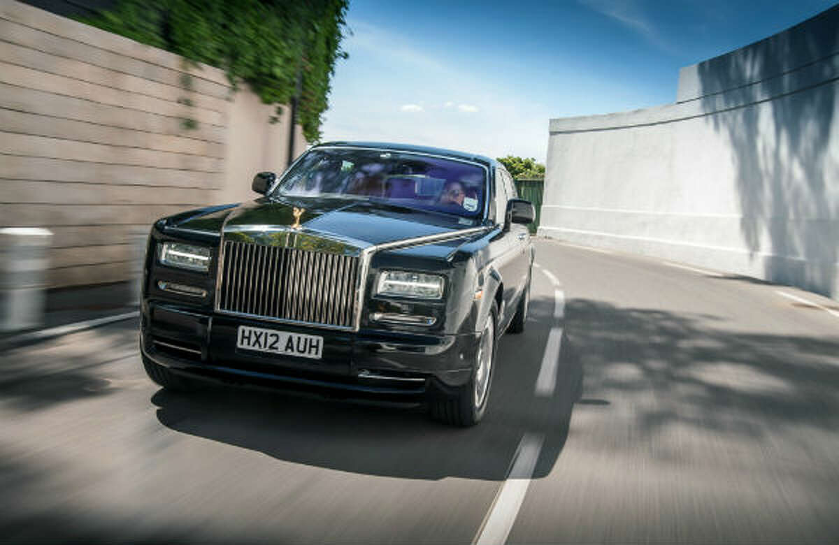 Rolls-Royce $403,000 Phantom II’s refrigerator Is extra