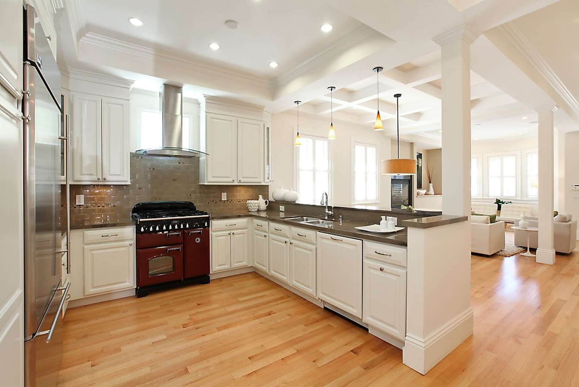 Remodeled Dolores Heights condo