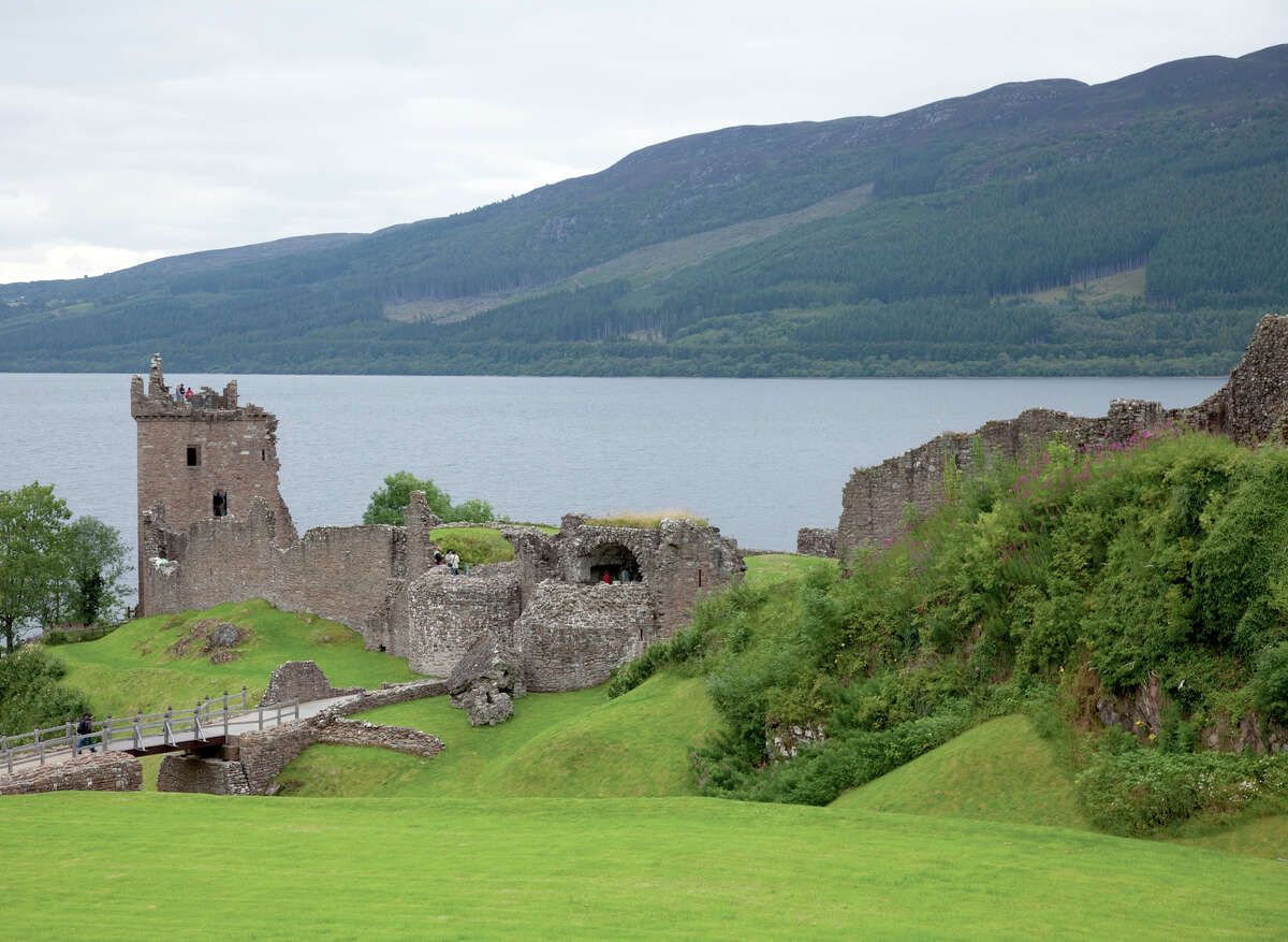 O'er The Ramparts: Castles In Great Britain