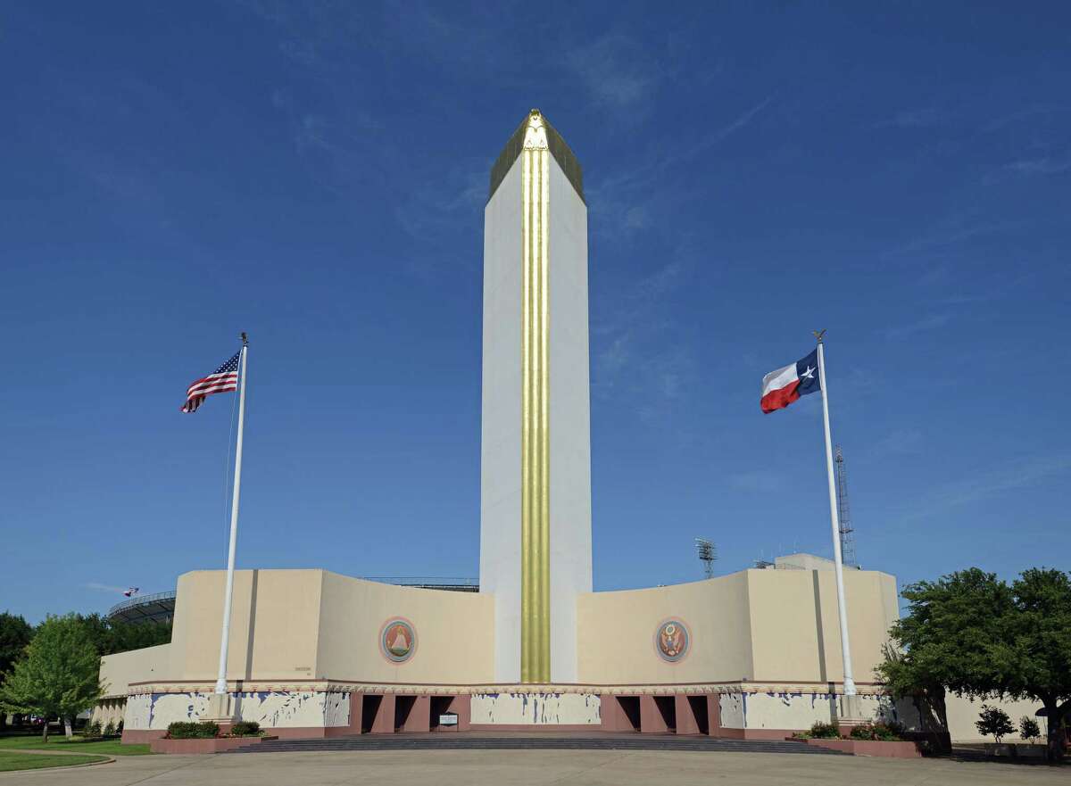 The 175-foot tower of the Federal Building (now the Tower Building) was the tallest in Fair Park during the Texas Centennial Exposition in 1936. Congress appropriated $850,000 to construct and equip the building, which housed exhibits from federal departments and agencies. It now houses the City of Dallas Fair Park Administration.