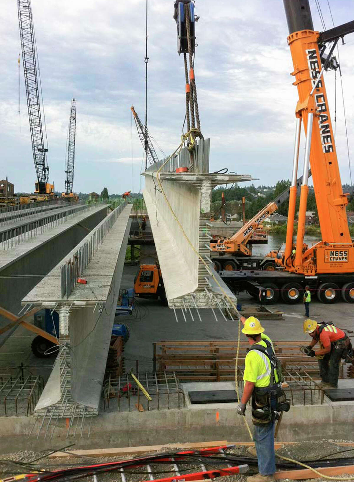 New South Park Bridge taking shape over the Duwamish