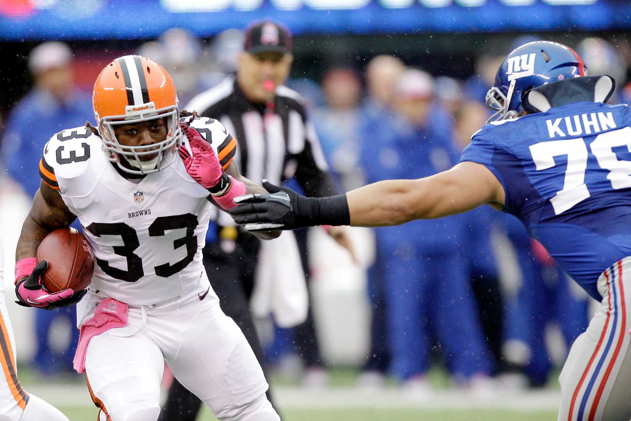 Giants rally, keep Browns winless, 41-27