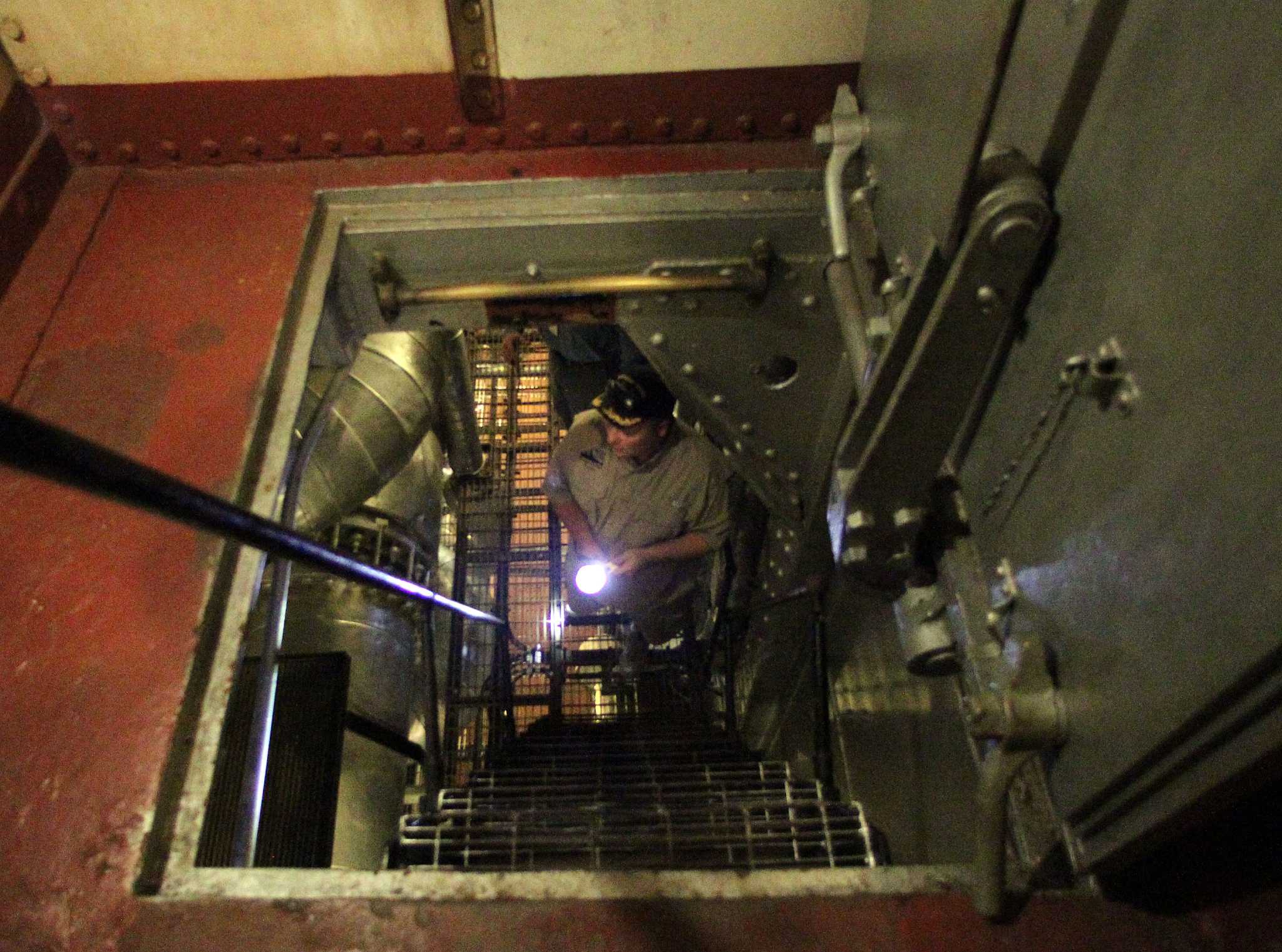 battleship texas hard hat tour