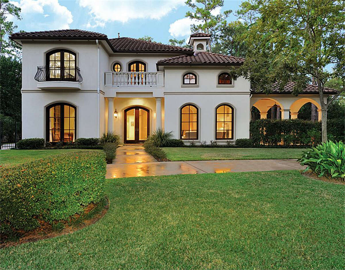 charming-spanish-mediterranean-style-home-for-sale-in-houston