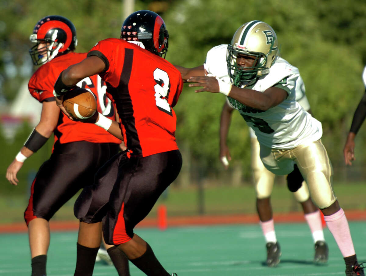 Central Tops Bassick For 1st Win