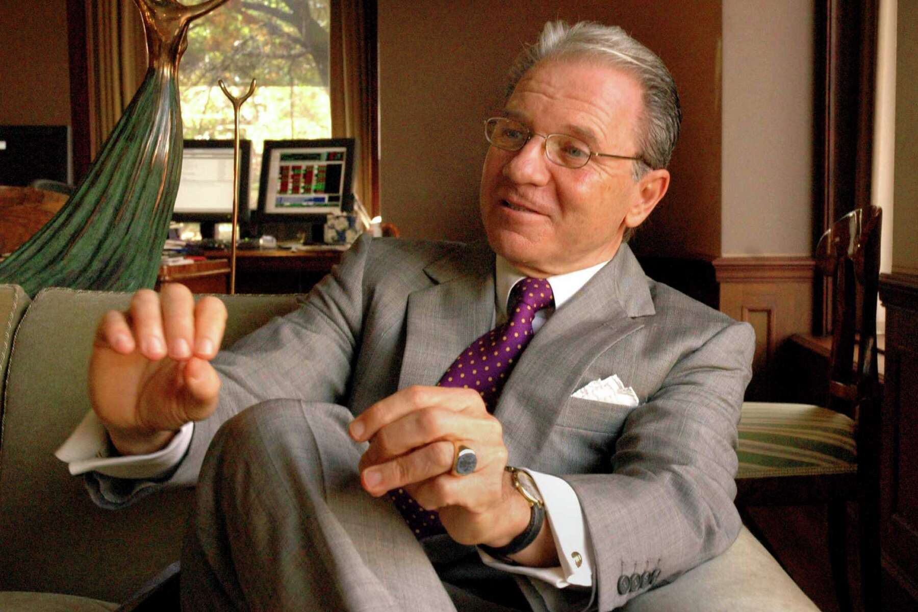 Greenwich billionaires back on another Forbes list