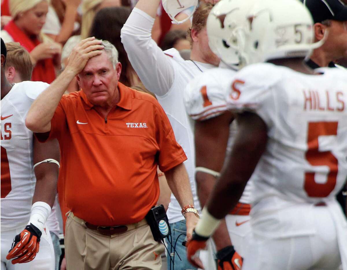 Mack Brown resigns as UT coach