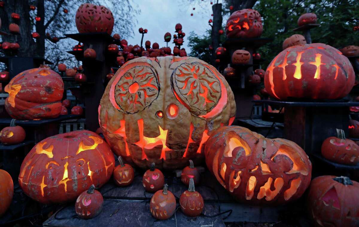 The many faces of Jack o' Lantern