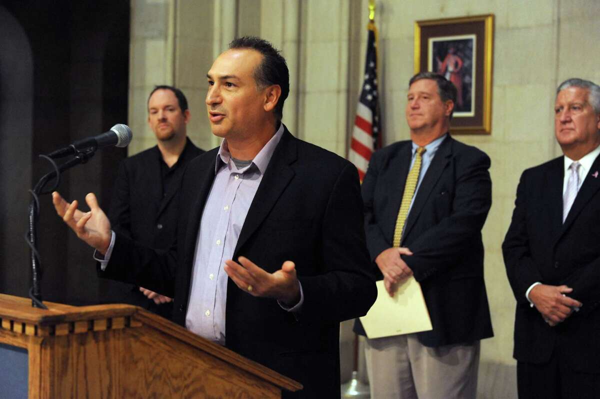 Photos Benefit show in Albany