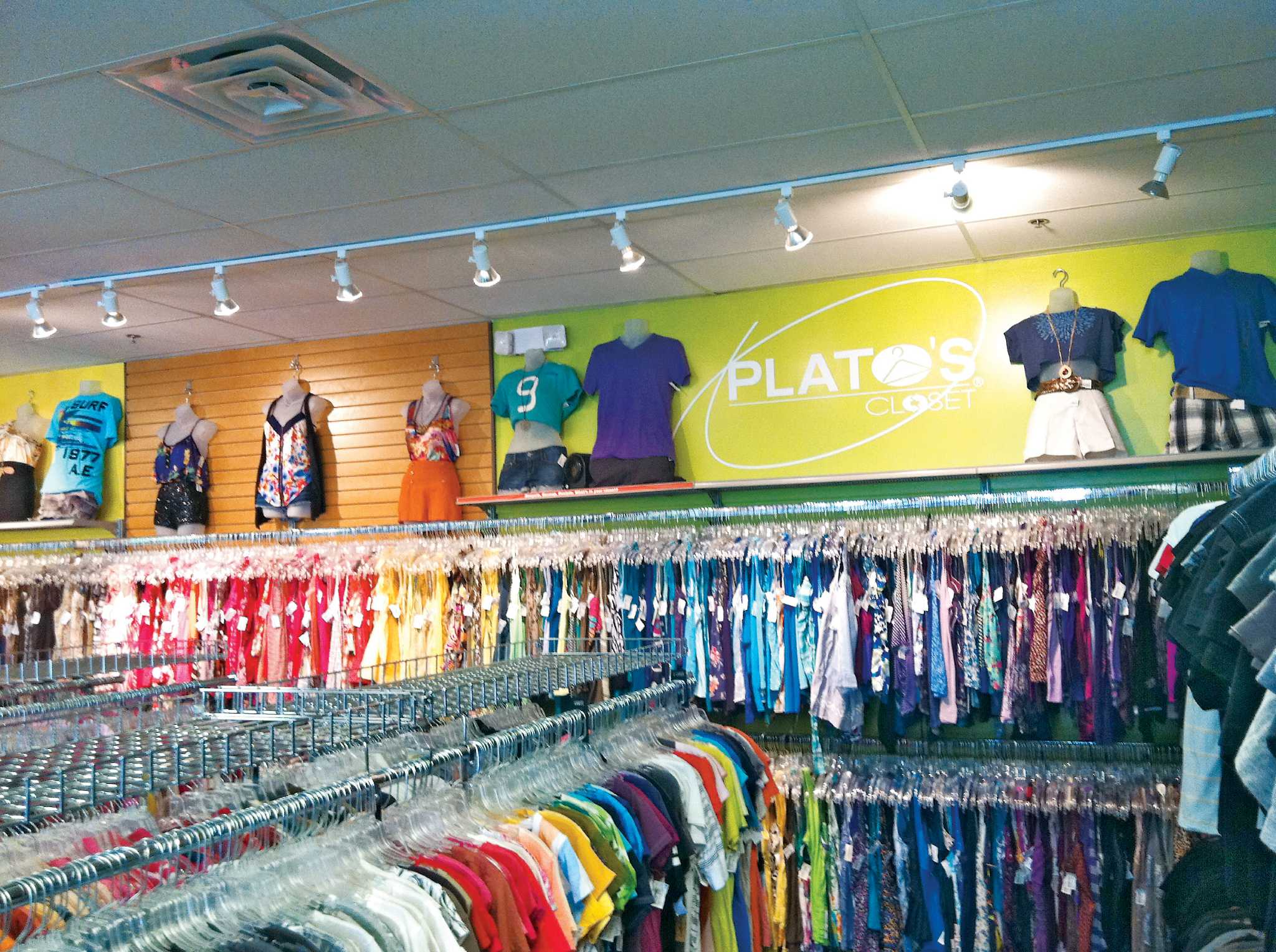 Closest Plato's Closet - Drawing Outthedepths