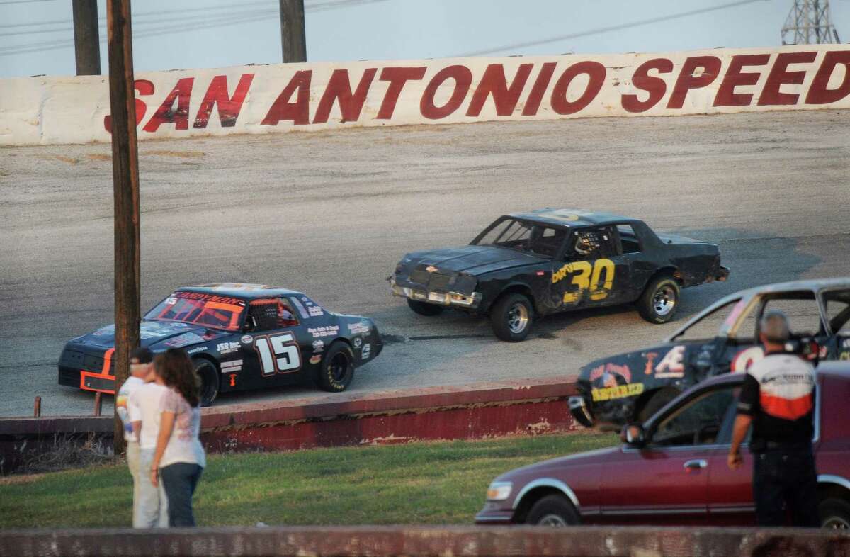 Hunter Montgomery in car 15 leads the field at the San Antonio Speedway on Texas Highway 16 South on Saturday, Oct. 20, 2012. The 35-year-old half-mile track has not hosted a race since 2007.