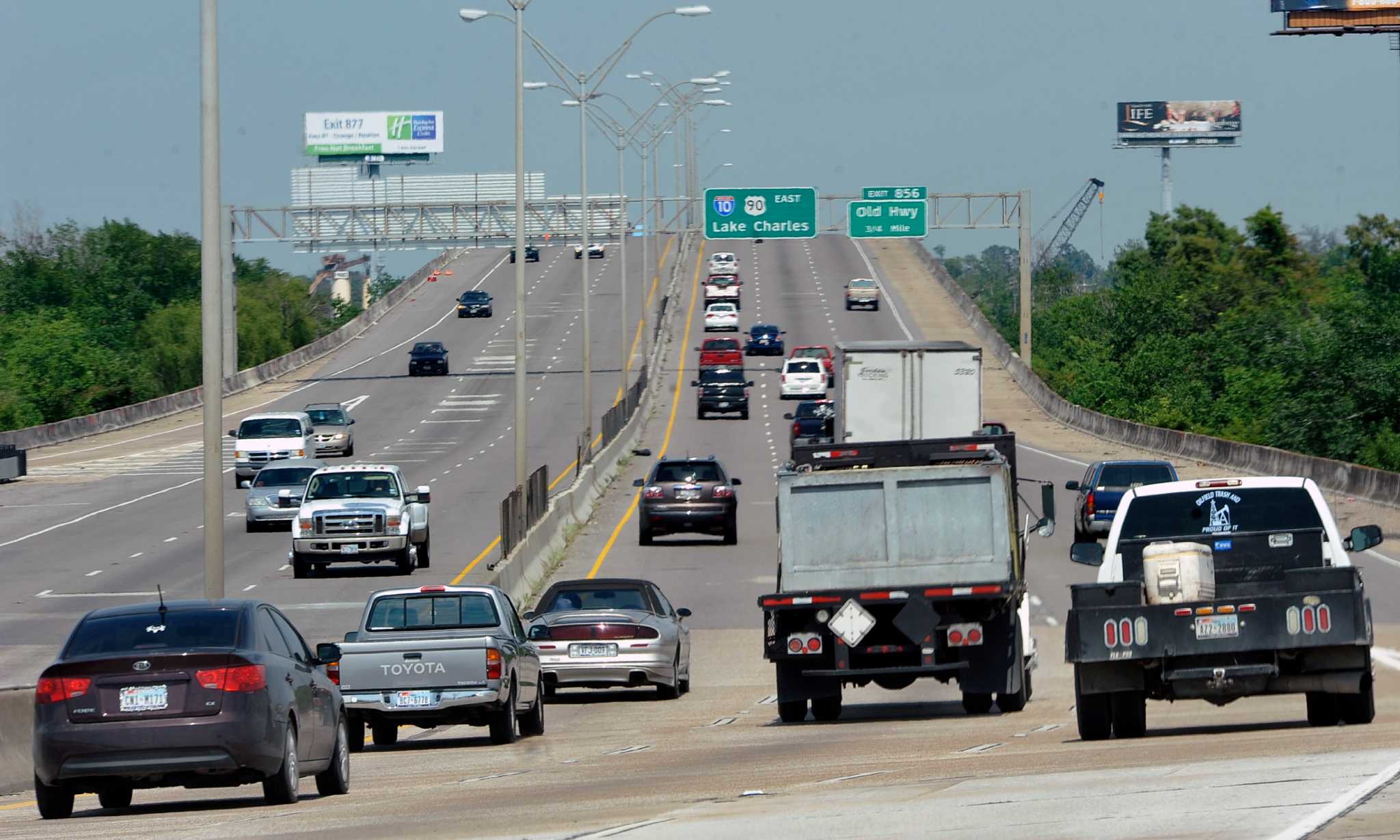 Timeline of construction to Neches River Bridge