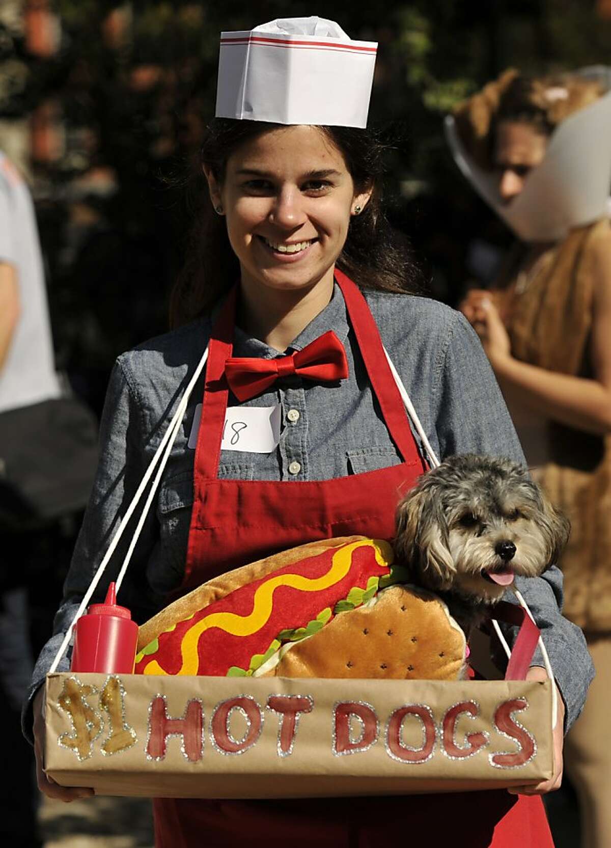 Jimmy Fallon's Halloween dogs are insanely cute and clever