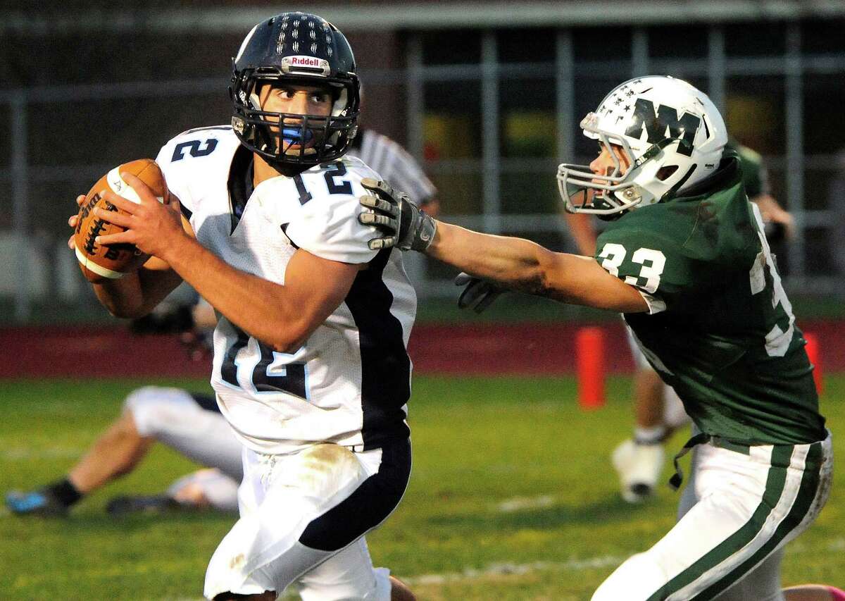 Esteves scores 4 TDs to lead Oxford over New Milford