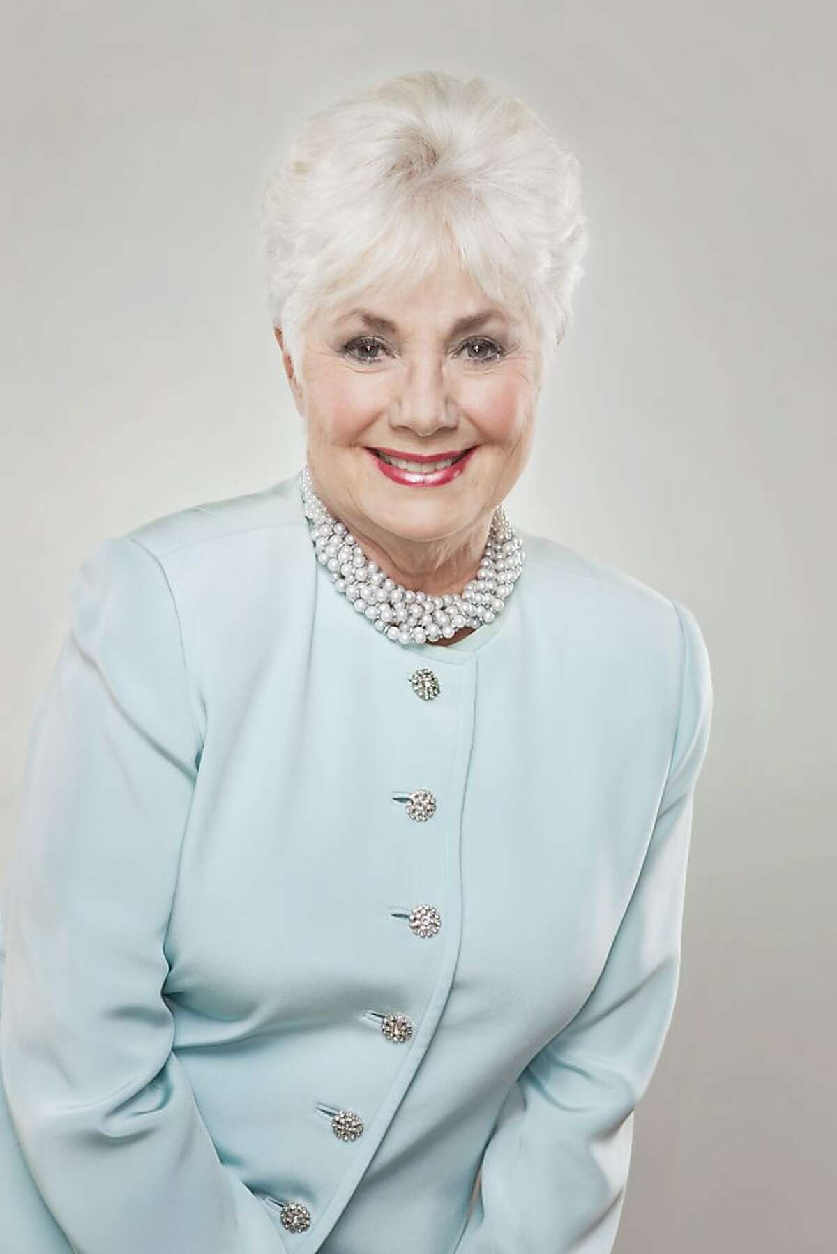 Shirley Jones' candid, sexy autobiography