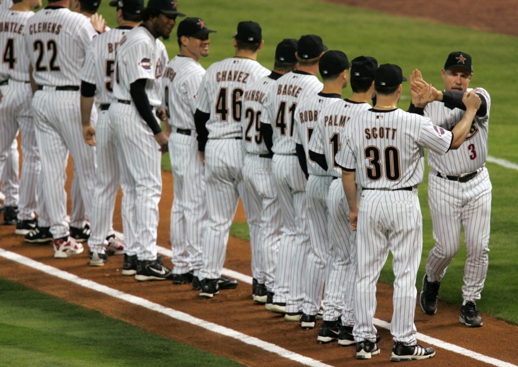 Mark Buehrle finally admits he drank a few beers before 2005 World