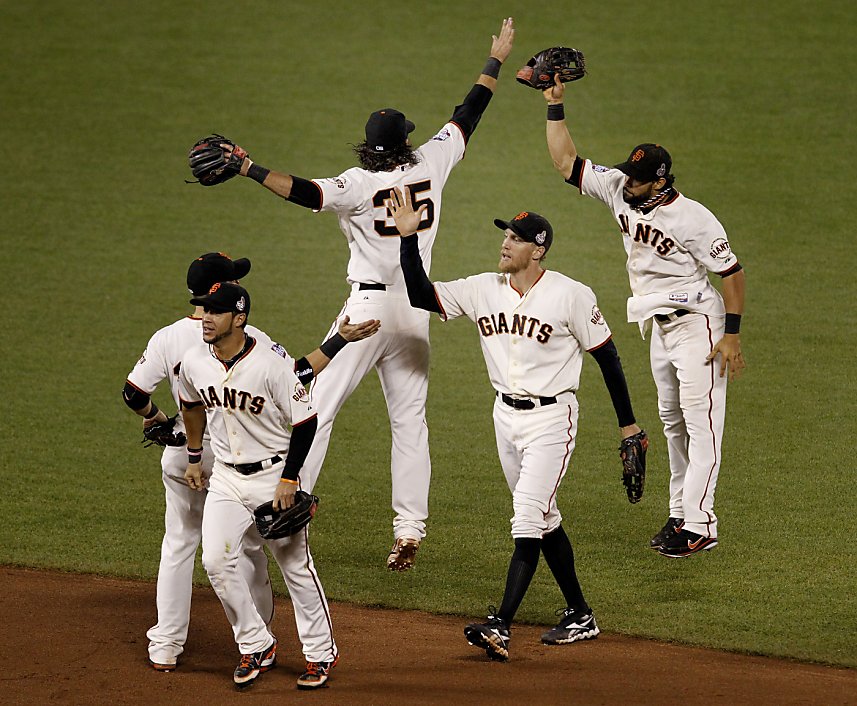 WORLD SERIES GAME 1: Pablo Sandoval's 3 HRs lift Giants over Tigers