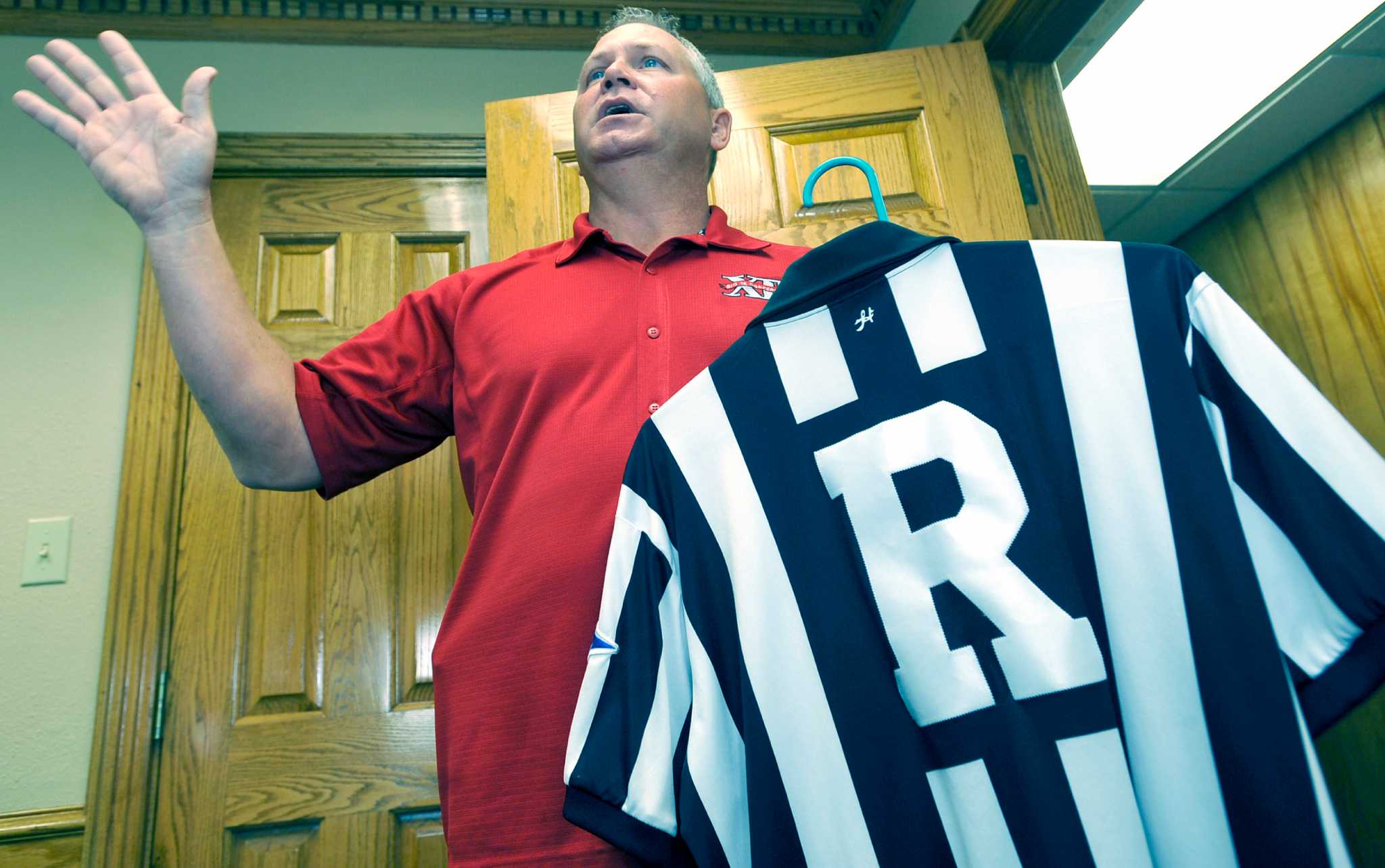 referee shirt nfl