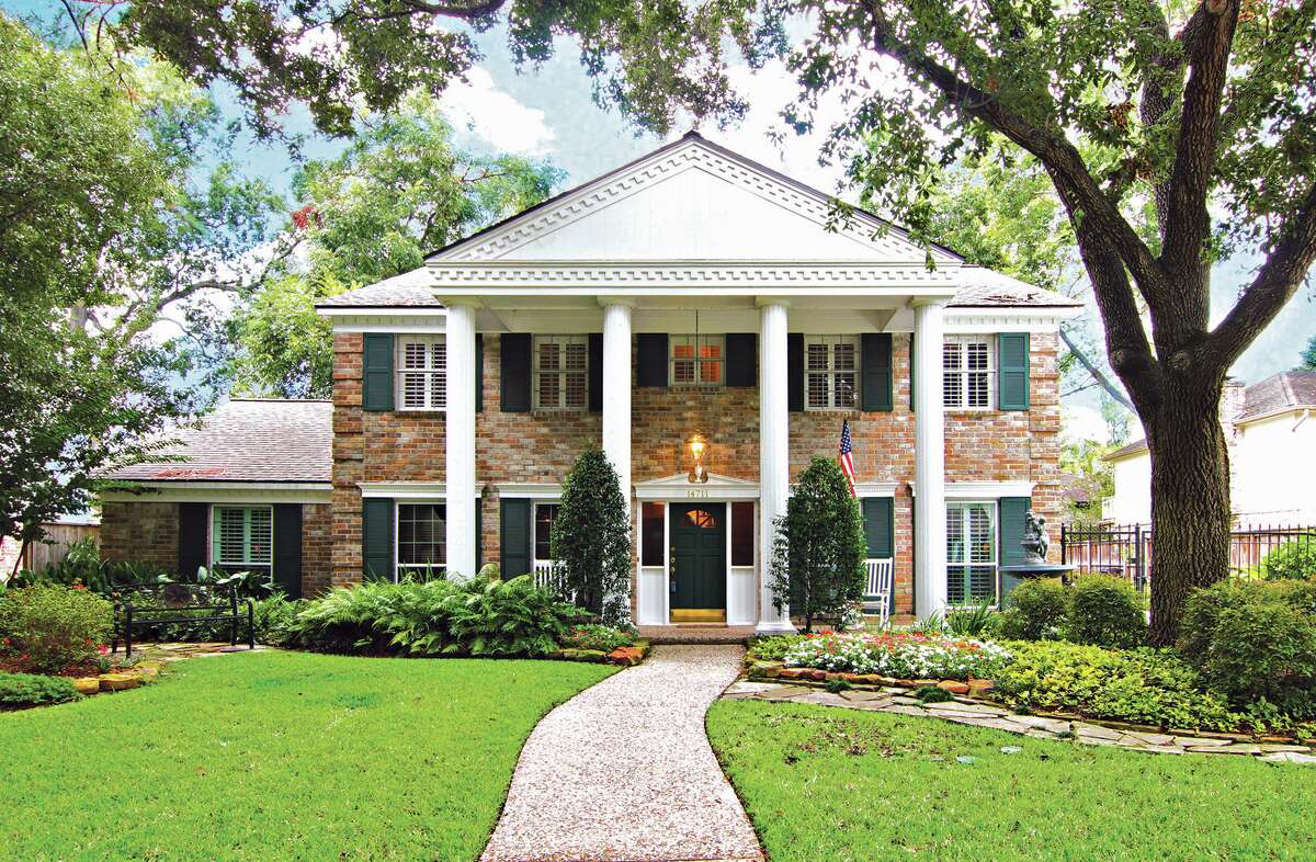 14711 Carolcrest | $495,000 | Heritage Texas Properties | Agent: Carol Waldrop | 281.493.3880 |
