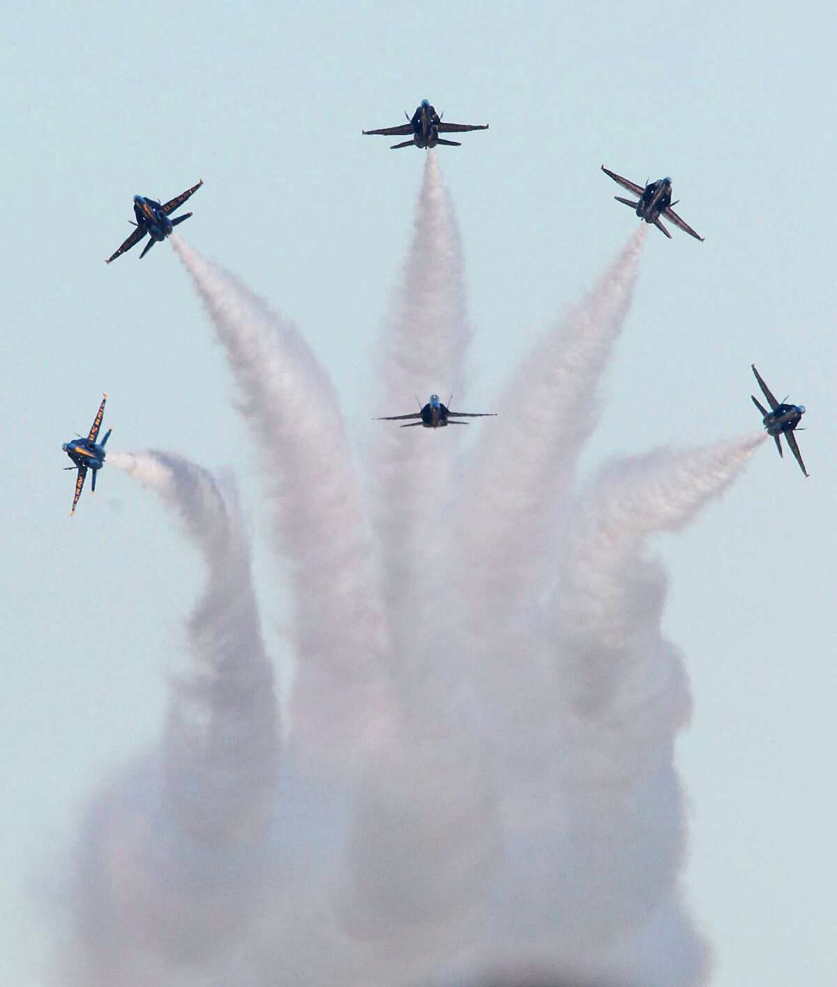 Beloved Blue Angels return to Ellington Airport for Wings Over Houston