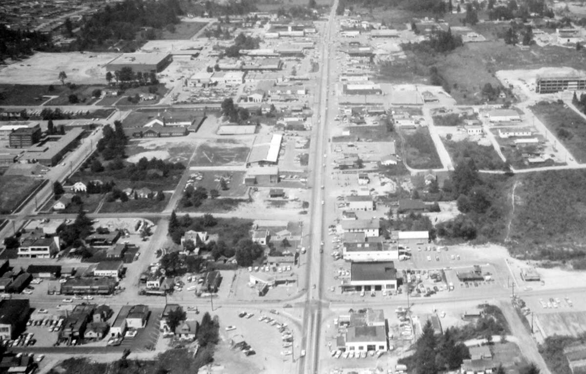 Bellevue as a small town