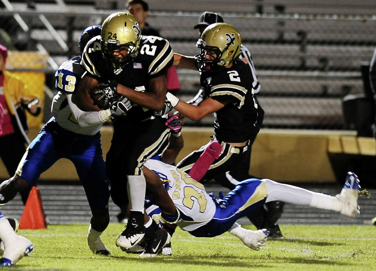 Nederland RB Hopkins plays through pain