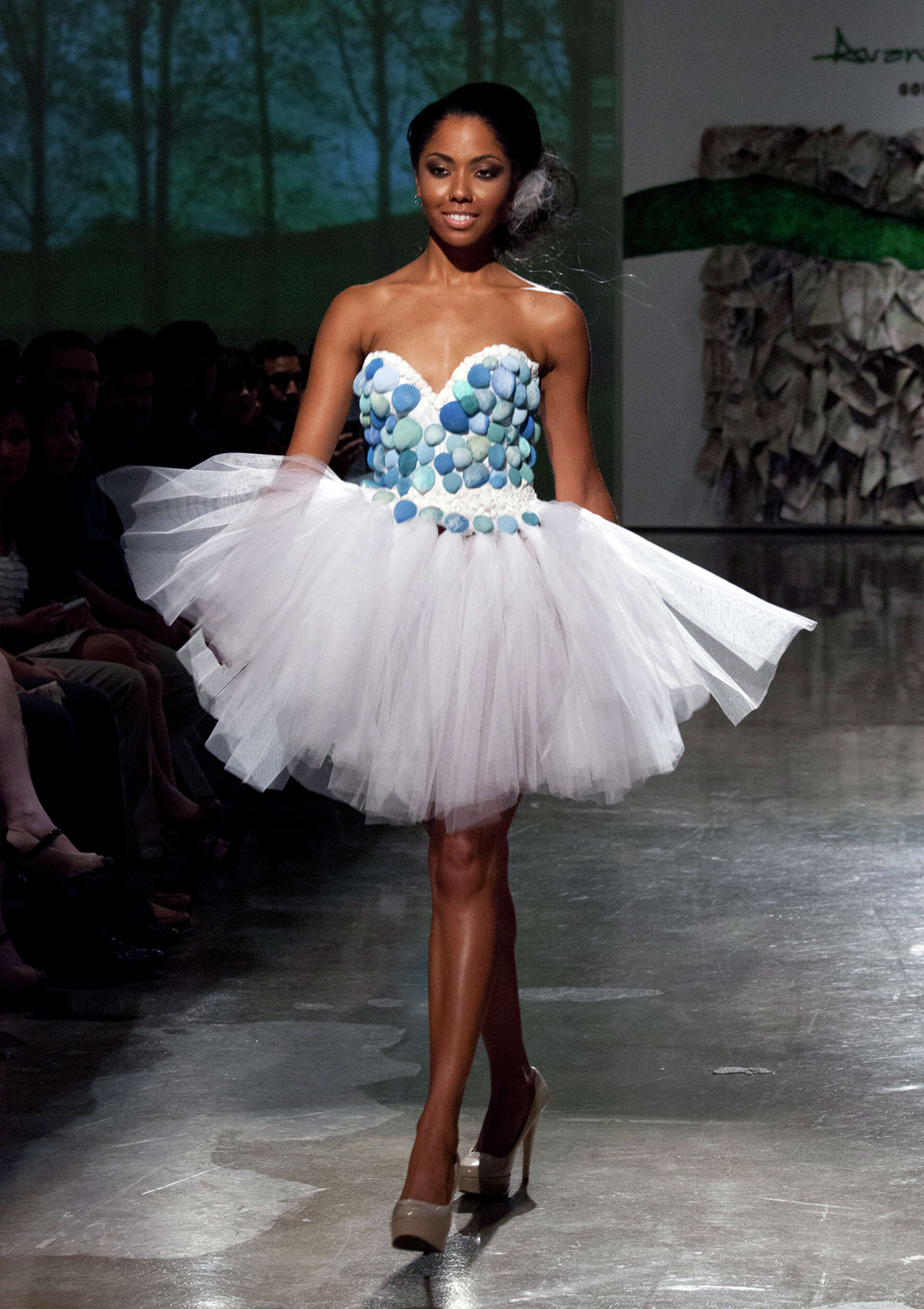 Eco-fashion show artistic, irreverent