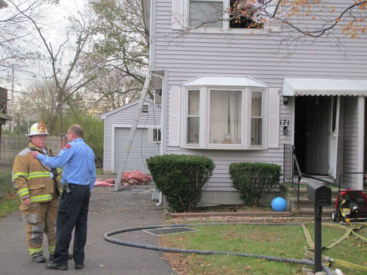 Fire damages house in Stratford