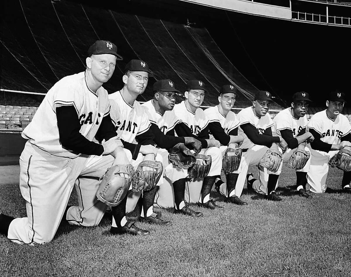 Monte Irvin Hall Of Fame Outfielder Dies At 96 4903