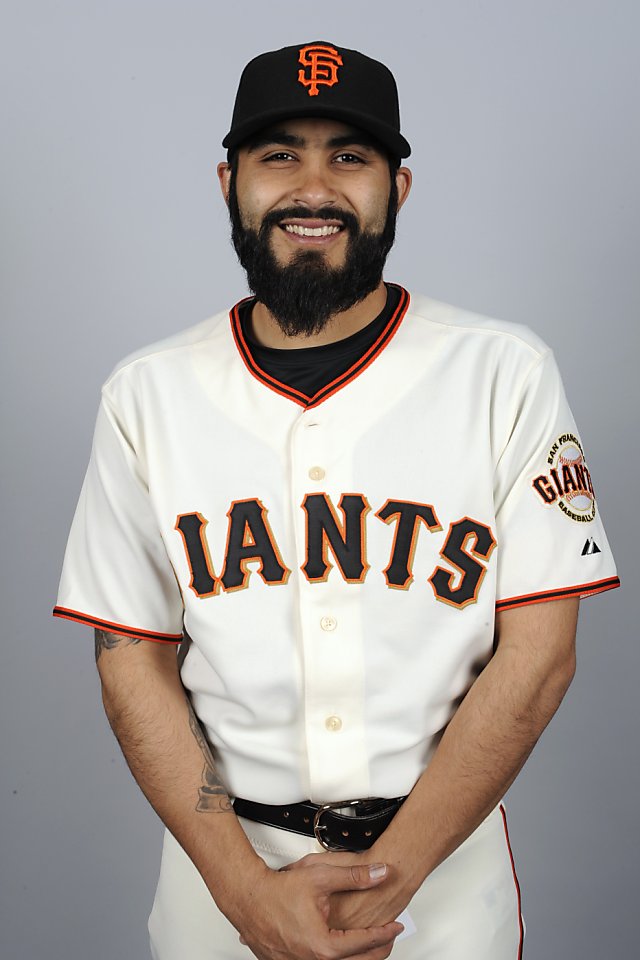 Giants World Series hero Sergio Romo handcuffed in airport incident -  Sports Illustrated