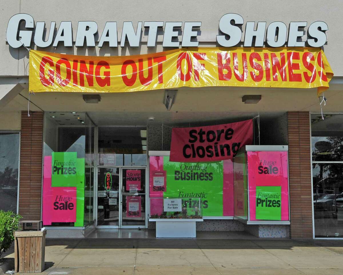 Beaumont�s Guarantee Shoe Store closing at 78