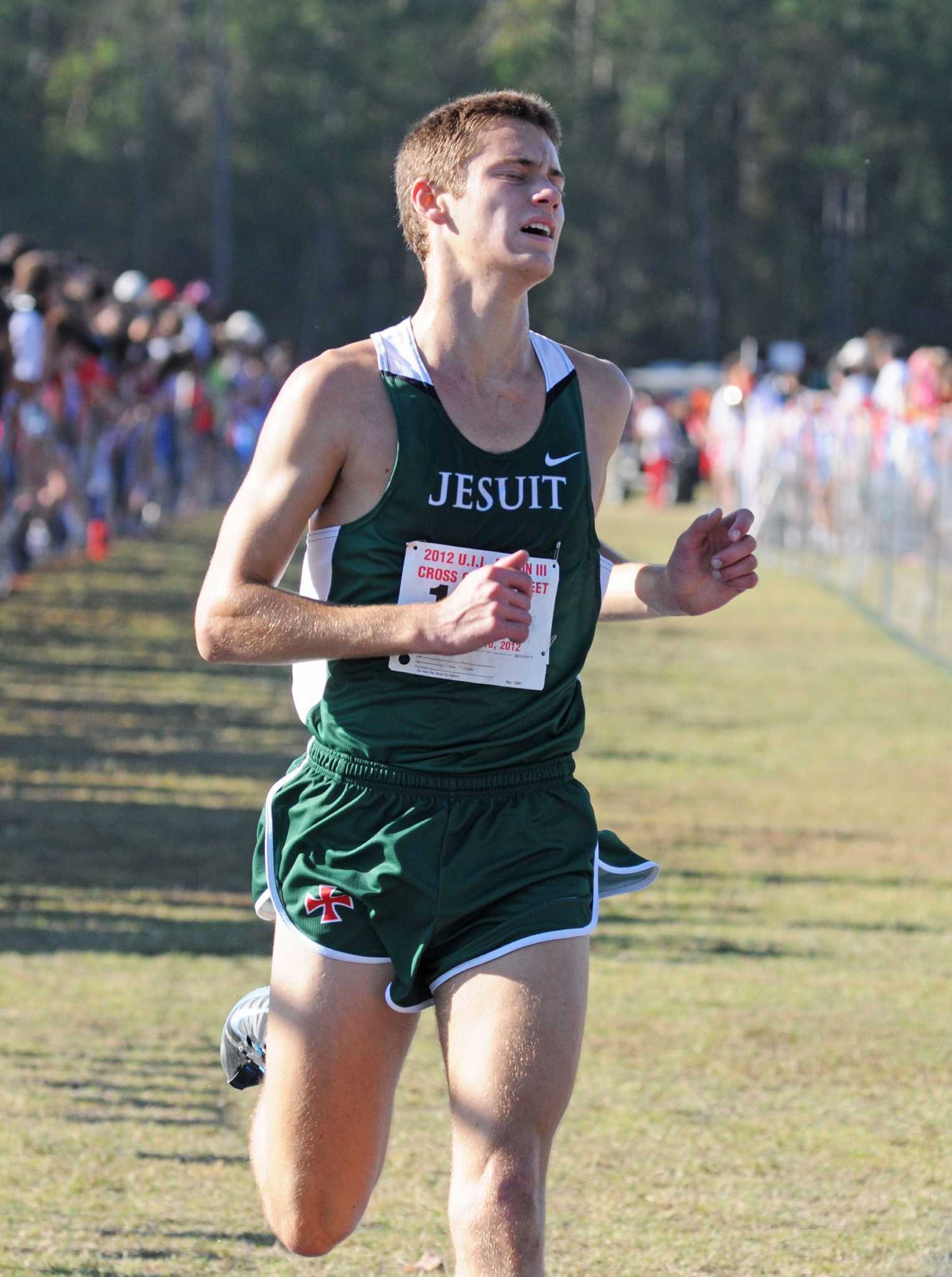 Strake Jesuit runs to state