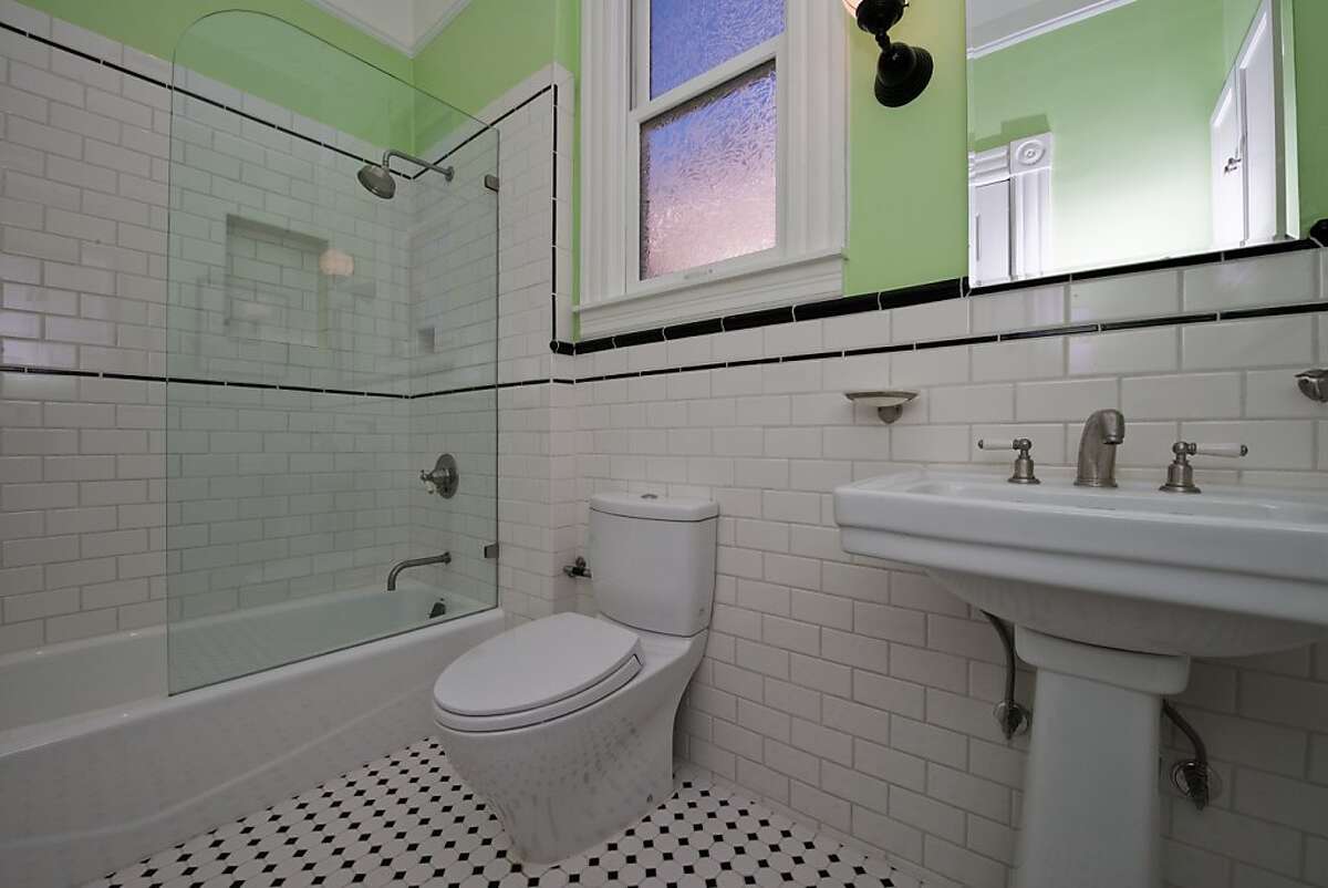 Hayes Valley condo in Victorian building