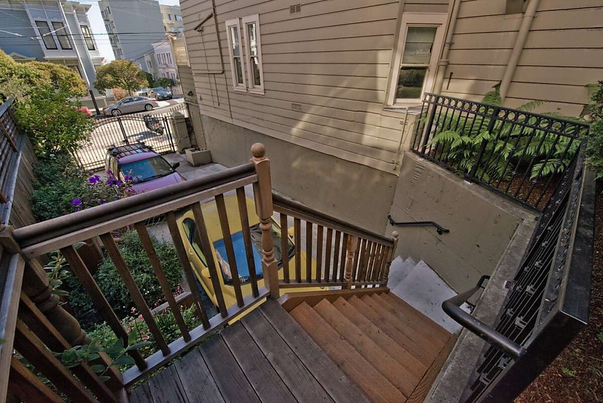 Hayes Valley condo in Victorian building