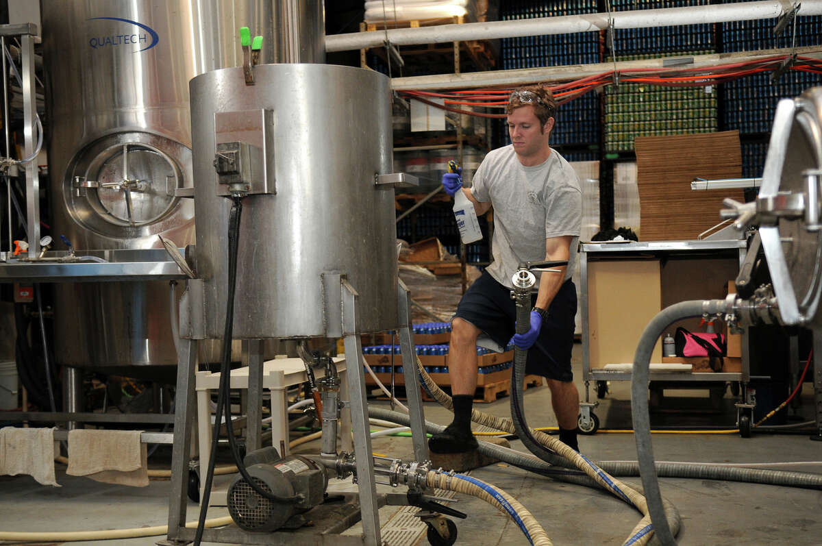 More beer, more jobs from craft brewers
