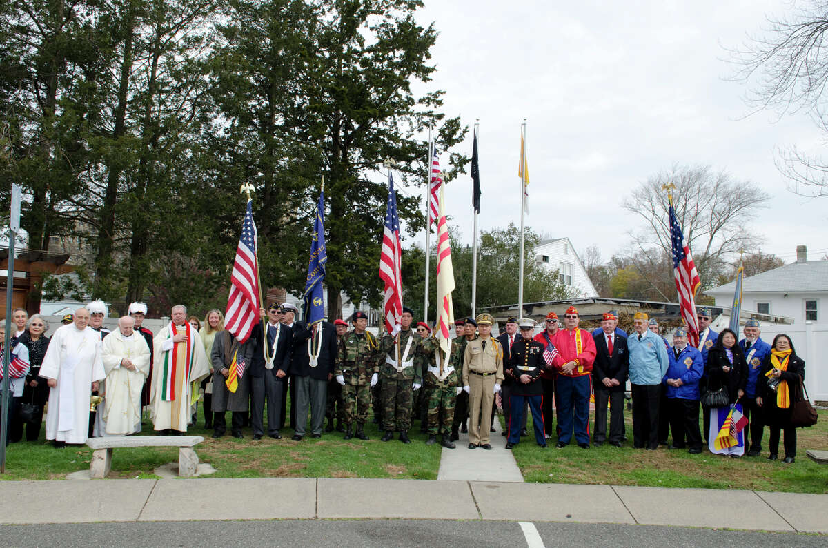 Veterans day parades in ri