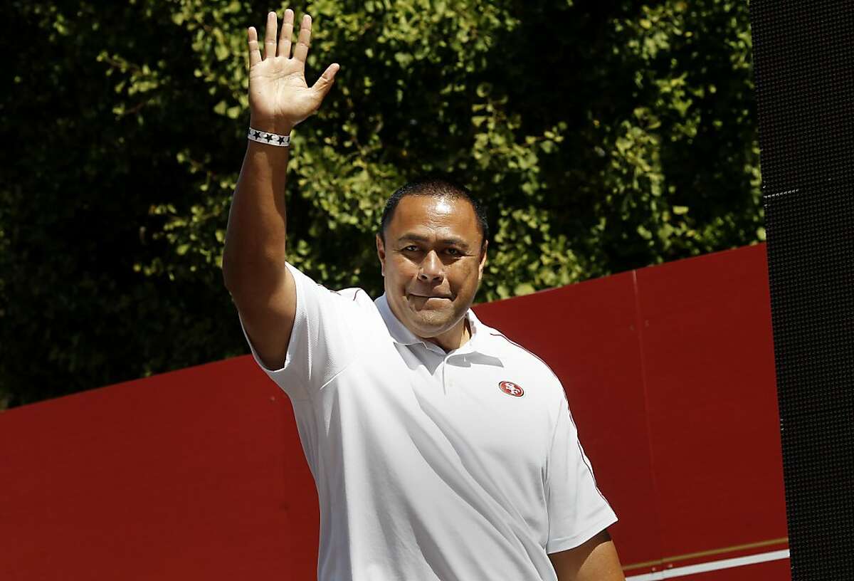 Jesse Sapolu Gave His Heart to the 49ers