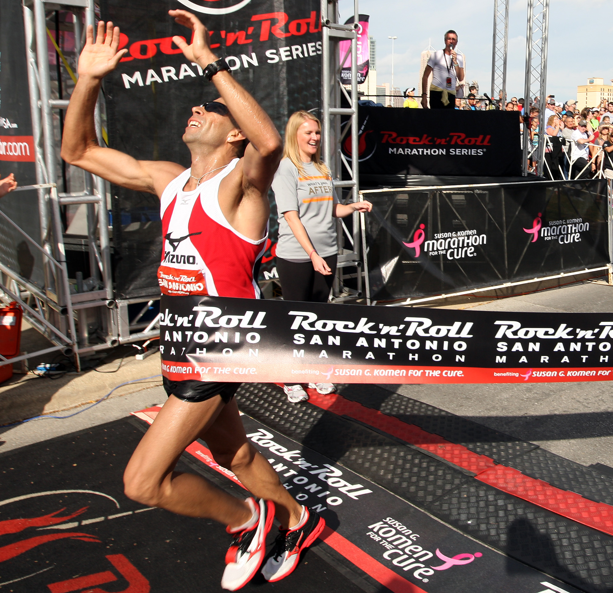HEB cashier wins marathon