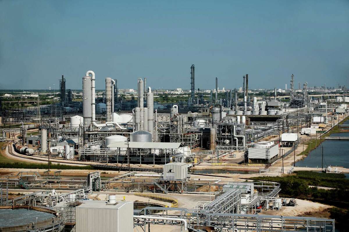 BASF to add 25th plant to Freeport site