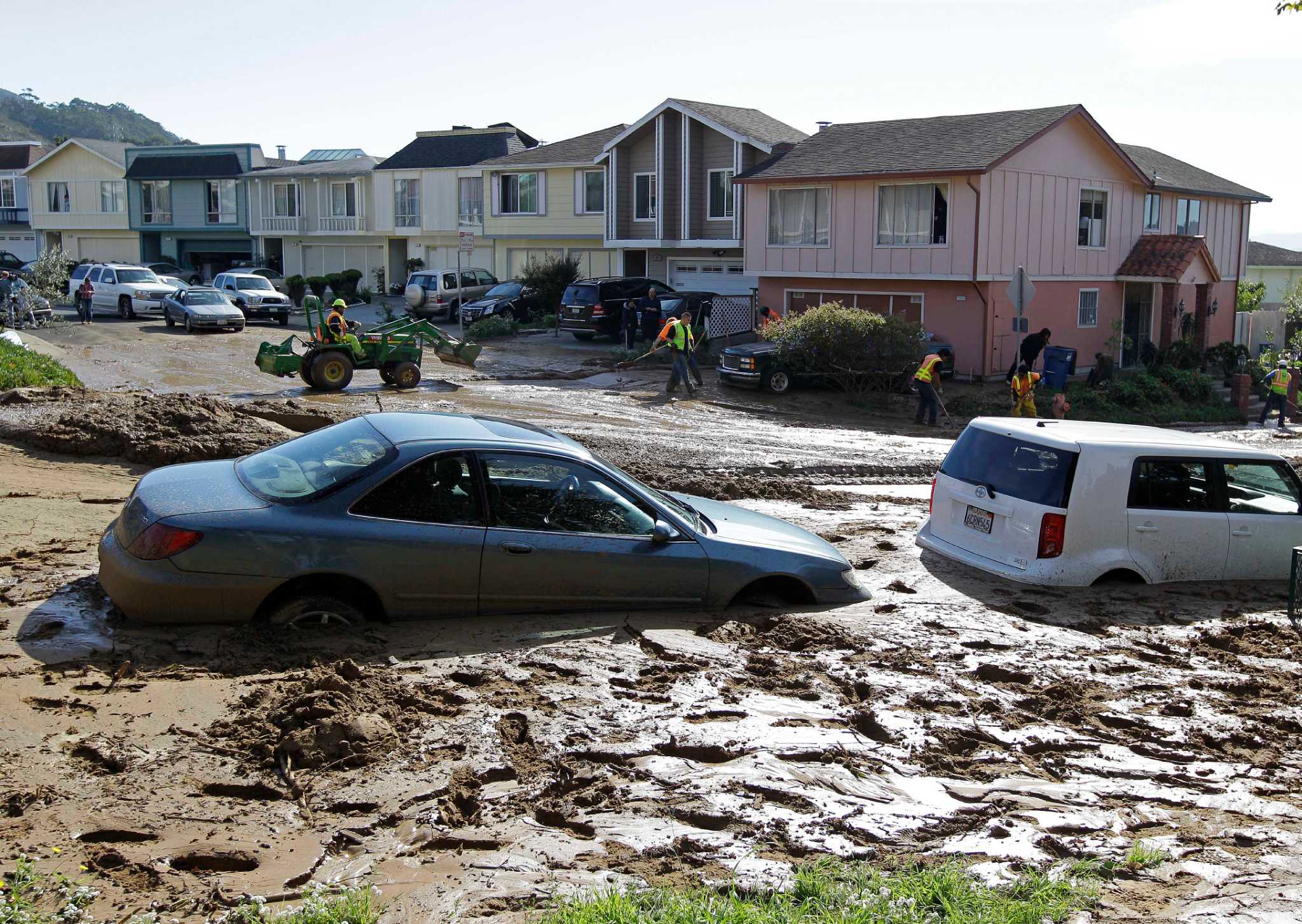 California to debut landmark cap-and-trade system