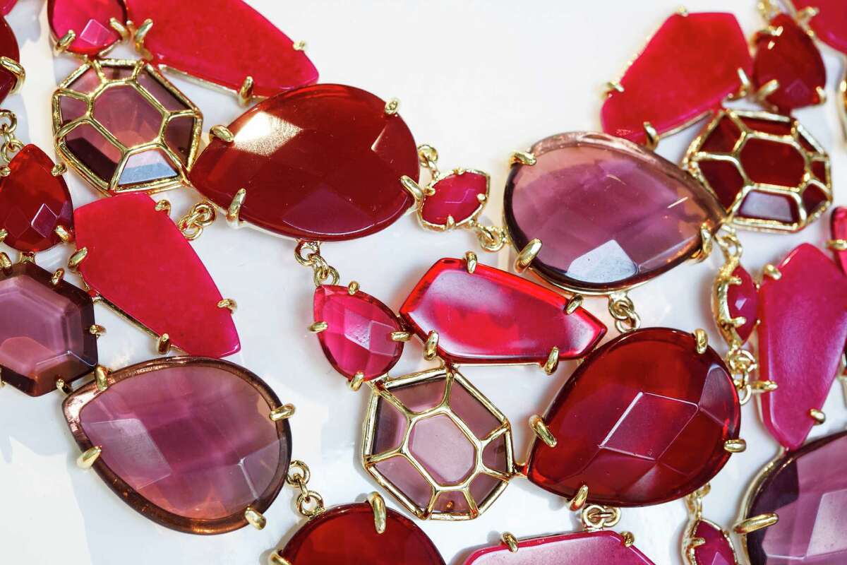 Jewelry designer Kendra Scott opens two new stores