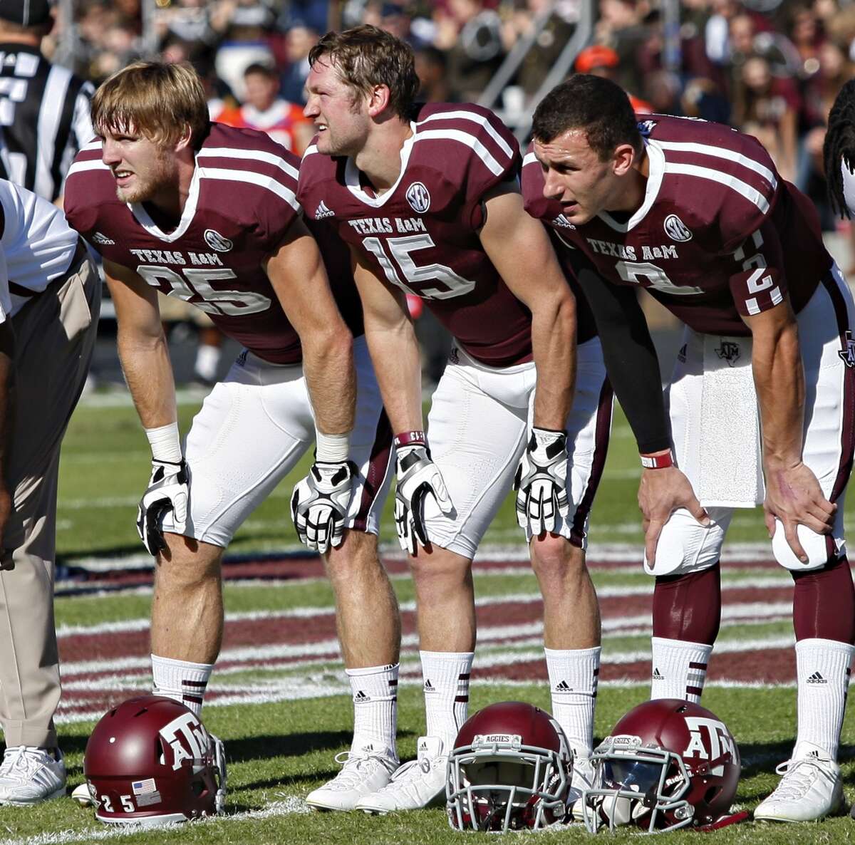 Ryan Swope #25 of the Texas A&M Aggies,Travis Labhart #15 of the Texas A&M Aggies and Johnny Manziel #2 of the Texas A&M Aggies at Kyle Field on November 17, 2012 in College Station, Texas. (Bob Levey / Getty Images)