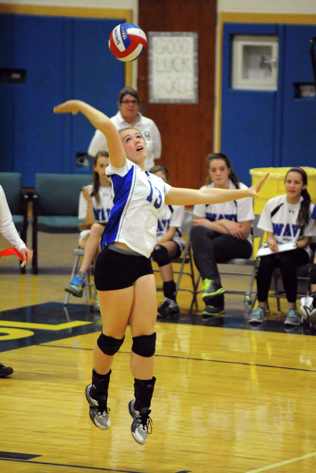 Darien sweeps Cheshire for Class LL volleyball championship