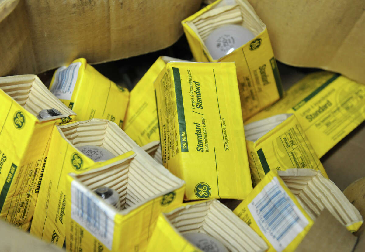 Say goodbye to incandescent bulbs as of Jan. 1