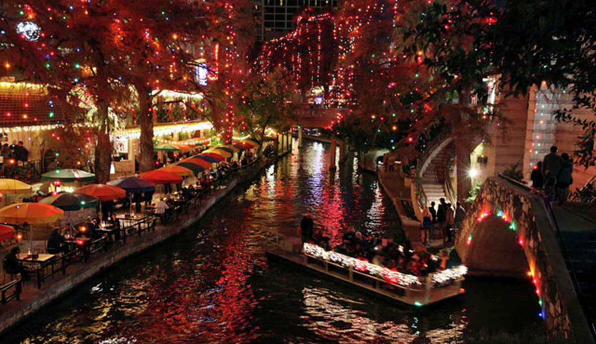 See the Riverwalk light display by river barge Sure, you can stroll through the Riverwalk pathways to see the lights, but a ride on the water makes things a little more magical, especially with the fleet of new boats. There are different options for what you can do on one of the barges, too. Schedule a dinner on board, sing carols or just sit back and relax beneath the twinkling lights on a guided tour. 